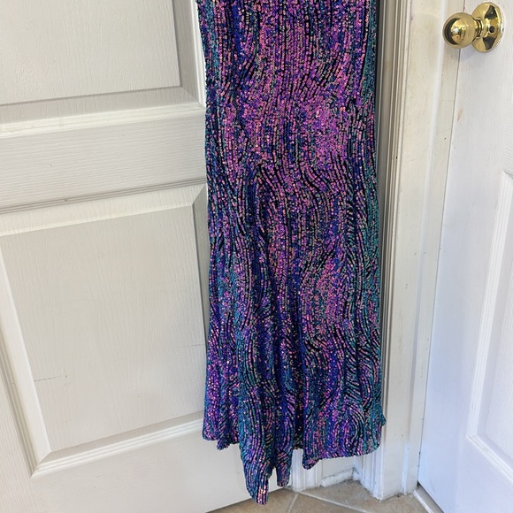 Morgan & Co. Sequin Mermaid Prom Dress – Size 1 | Purple & Blue Hues - Picture 5 of 9